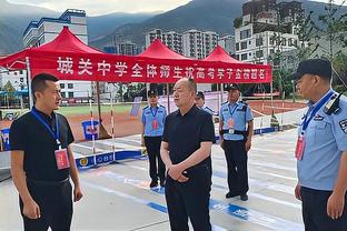 西班牙女足2-0击败荷兰女足，夺得第一届女足欧国联冠军